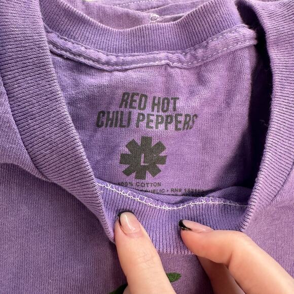 Red Hot Chili Peppers 90s Alternative Band T-Shirt Purple Messy Lips L Unisex - Picture 3 of 5